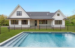 33 Lagoon Court, Jamesport, NY 11901