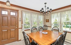 8 Parkside Avenue, Miller Place, NY 11764