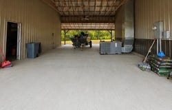 105 Old River Road, Newark, AR 72562