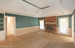 120 Spring Valley Drive, Raymond, MS 39154