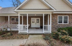 102 Woodland, Anna, IL 62906