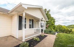 104 Crosscut Road, St Robert, MO 65584