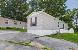 140 RUSTIQUE DRIVE, YORK, PA 17408