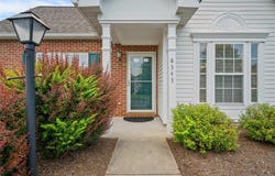 8343 Lost Valley Dr, Adams Twp, PA 16046