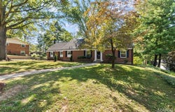 2323 Brookwood Drive, Cape Girardeau, MO 63701