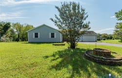 126 Meadow Dr, Tappahannock, VA 22560