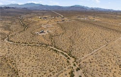 301-11-101 Ballard Drive, Golden Valley, AZ 86413