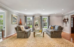 35 Colt Rd, Summit City, NJ 07901-3004