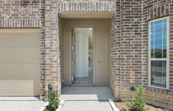 8200 Leopard Pass, Godley, TX 76044