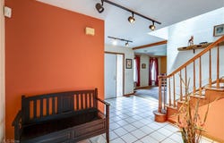 6688 Renwood Road, Independence, OH 44131