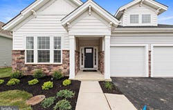 15 GALERIE COURT, MONROE TOWNSHIP, NJ 08831