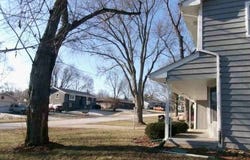 2021 Radcliffe Dr, Aurora, IL 60506