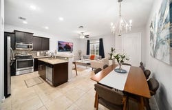 284 SW 7th Ct, Pompano Beach, FL 33060