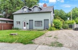 1015 E Park, Weiser, ID 83672