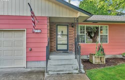 994 33RD Ave, Longview, WA 98632