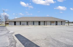 603 E Logan Street, Marionville, MO 65705
