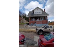 825 SHAWNEE AVE, CUMBERLAND, MD 21502