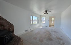 128 7th Avenue N, Clear Lake, IA 50428