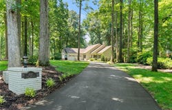 3805 Tangle Oak Drive, Clemmons, NC 27012