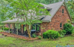 140 Johnson Avenue, Boaz, AL 35956