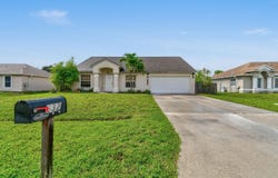 632 SW Sail Terrace, Port Saint Lucie, FL 34953