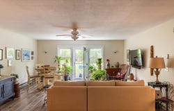 46 Evergreen Rd, Northampton, MA 01053