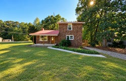 348 Knottywood Drive, Lavonia, GA 30553