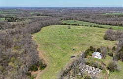 433 Morisset Dr, Sparta, MO 65753