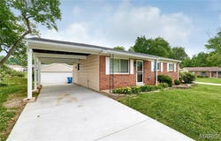 2988 Joyce Court, Maryland Heights, MO 63043
