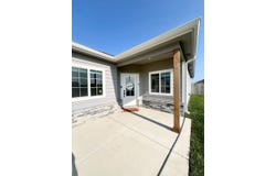 9915 Weeping Willow Dr., Manhattan, KS 66502