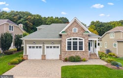 7 PORTLAND Drive, SKILLMAN, NJ 08558