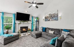 7207 E 165th Street, Belton, MO 64012