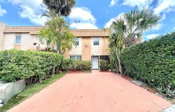 8135 W 9th Ave, Hialeah, FL 33014