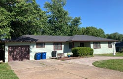 110 S. PLUMMER AVE., Chanute, KS 66720