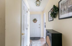 33 Willow Creek Drive, Hudson, NH 03051