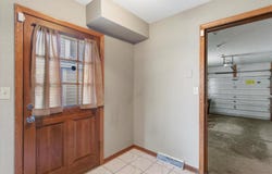 2975 River Birch Dr, Brookfield, WI 53045