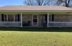 137 Rolling Fork Dr, De Queen, AR 71832