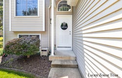 4062 Mohler Street NW, Walker, MI 49534