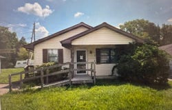 21 Cedar Dr, Barboursville, WV 25504