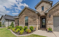 1513 Evening Primrose Drive, Mansfield, TX 76063