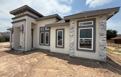 274 Bayo Drive, Eagle Pass, TX 78852