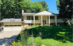 11614 Ravoux Avenue, Burnsville, MN 55337