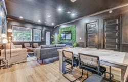 2283 YOUNG, Memphis, TN 38104