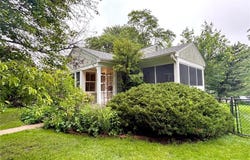 2527 Cleveland Street NE, Minneapolis, MN 55418