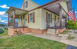 411 Ward Street, Dunmore, PA 18512