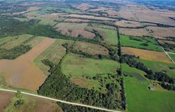 E 250th Street, Bethany, MO 64424