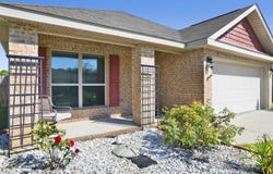 1283 FAIRLAWN Drive, Semmes, AL 36575