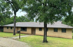 604 Cedar Street, Mineral Wells, TX 76067