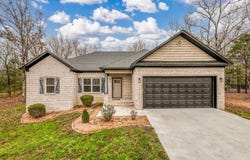 36 Sky Eagle Drive, Greenbrier, AR 72058