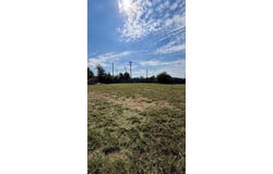 101 Parlin Ln, Fredericksburg, TX 78624